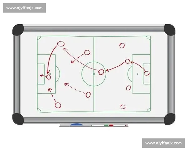 围绕长传冲吊战术革新解析现代足球进攻体系变迁与实战应用探讨